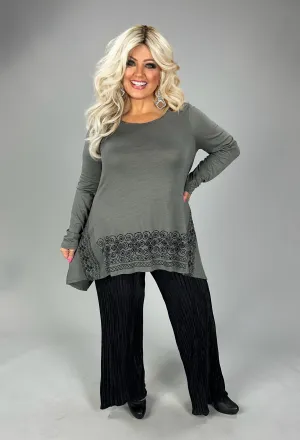 44 SD {Amazing View} VOCAL Grey Top w/Black Studs PLUS SIZE XL 2X 3X