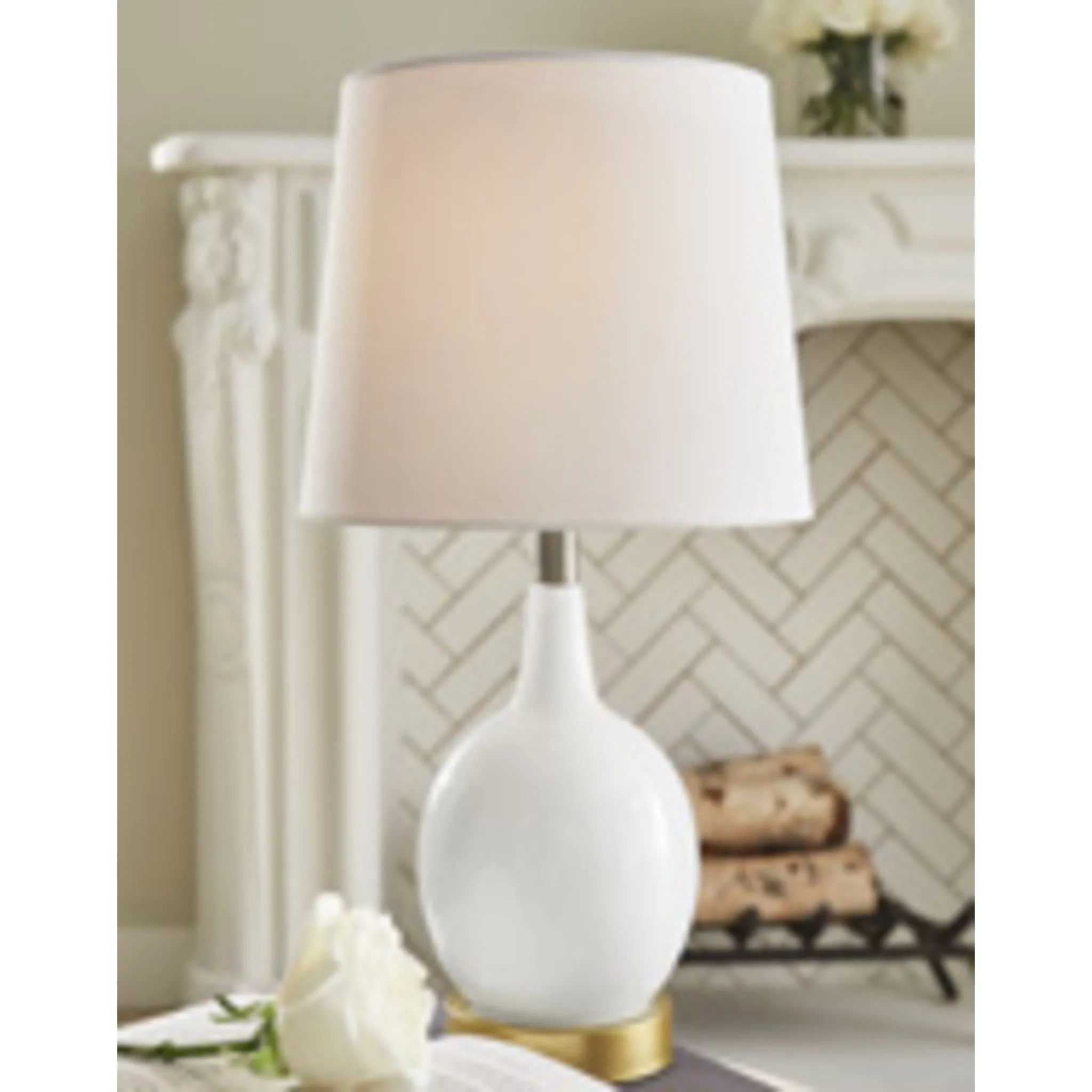 Arlomore Table Lamp (Single)