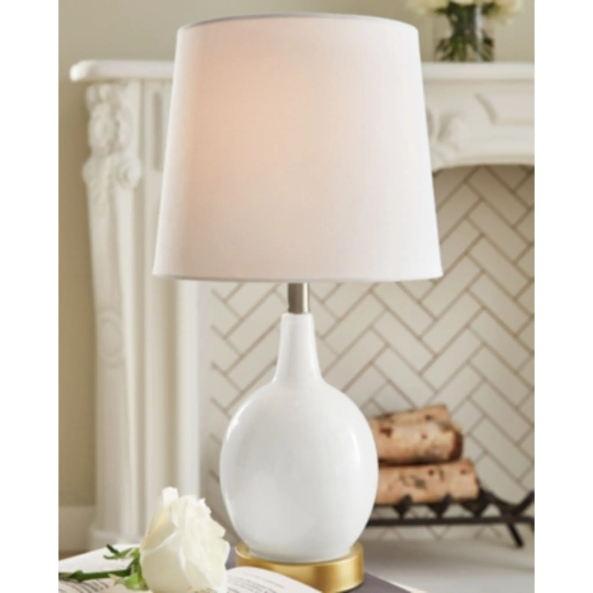 Arlomore Table Lamp (Single)