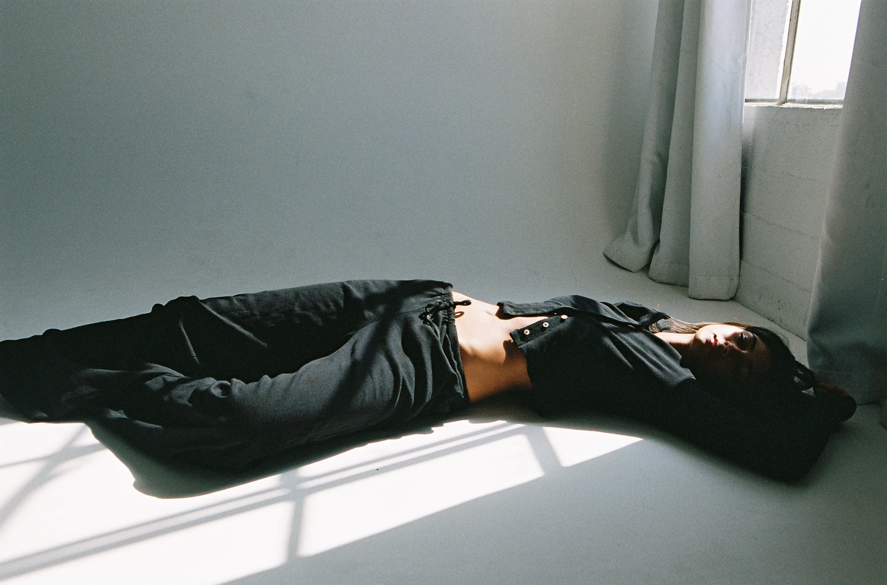 DRAWSTRING POINTELLE PANT IN ONYX