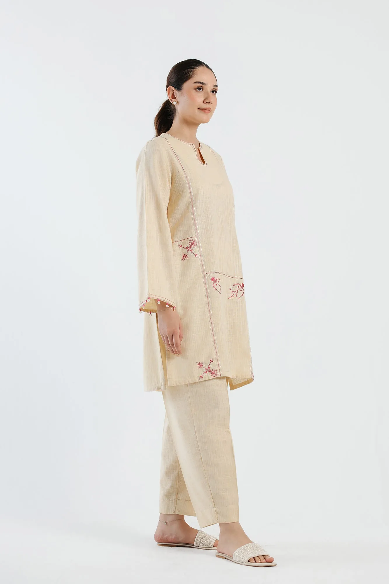 EMBROIDERED SUIT (E5121/102/225)