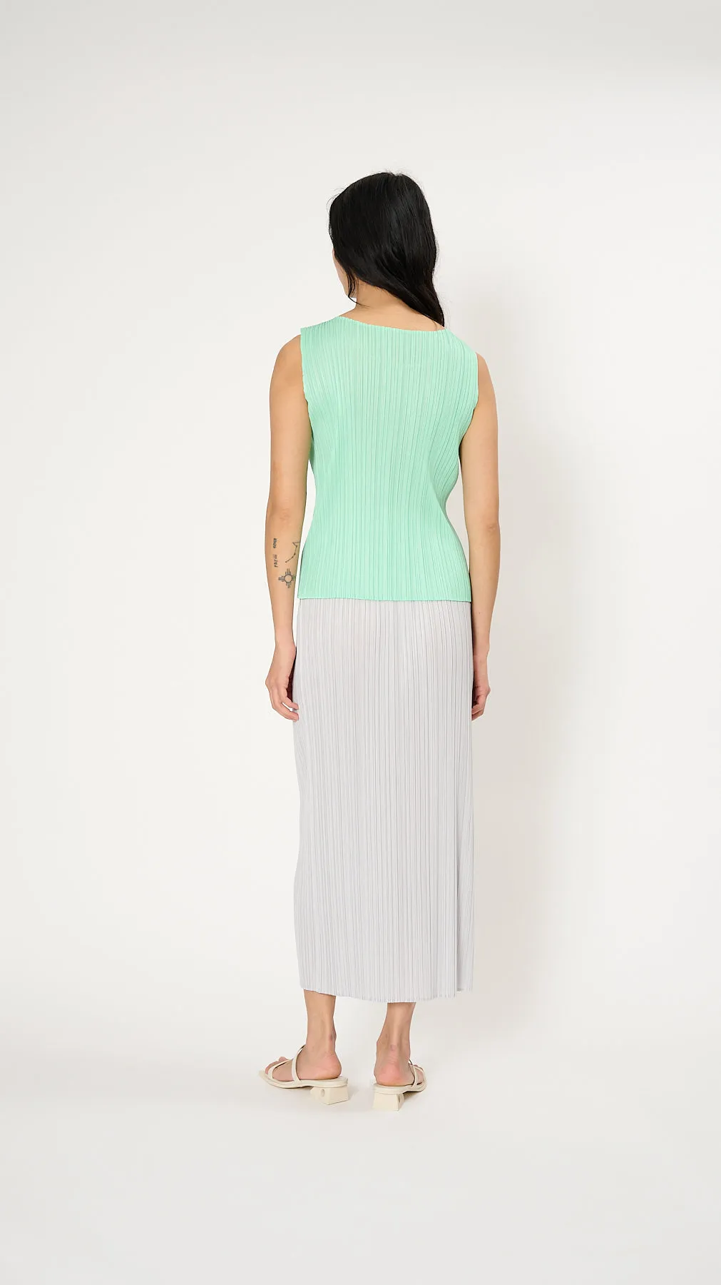 March Monthly Colors Top in Mint Green