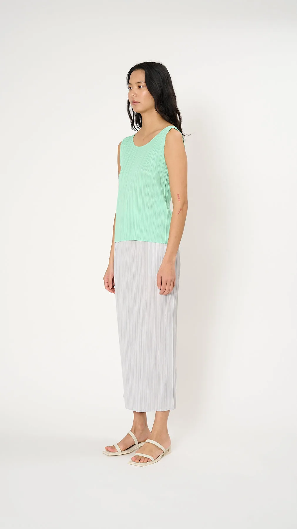 March Monthly Colors Top in Mint Green
