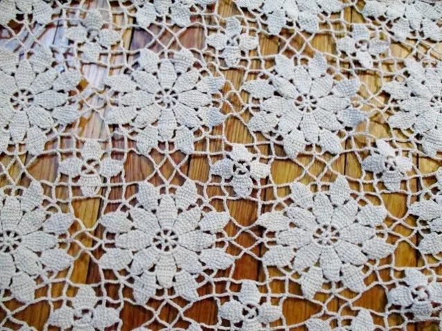 Vintage Crochet Coverlet Bedspread Cover Knit 84" WHITE CREME FULL DOUBLE